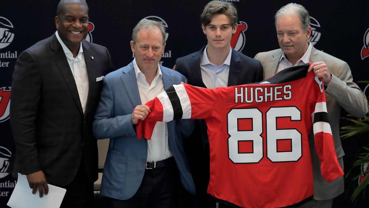 Devils introduce Jack Hughes to New Jersey after big week